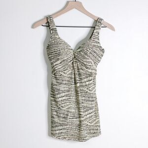 Shore Shapes Women’s Skirted One Piece Swimsuit 8 Black Flattering Bathing Suit